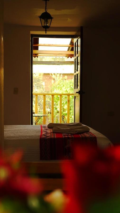 Hospedaje Venka Urubamba Hotel Exterior foto